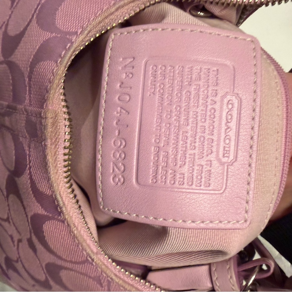 Coach Light Pink Signature Jacquard Hobo Bag - Picture 12 of 13